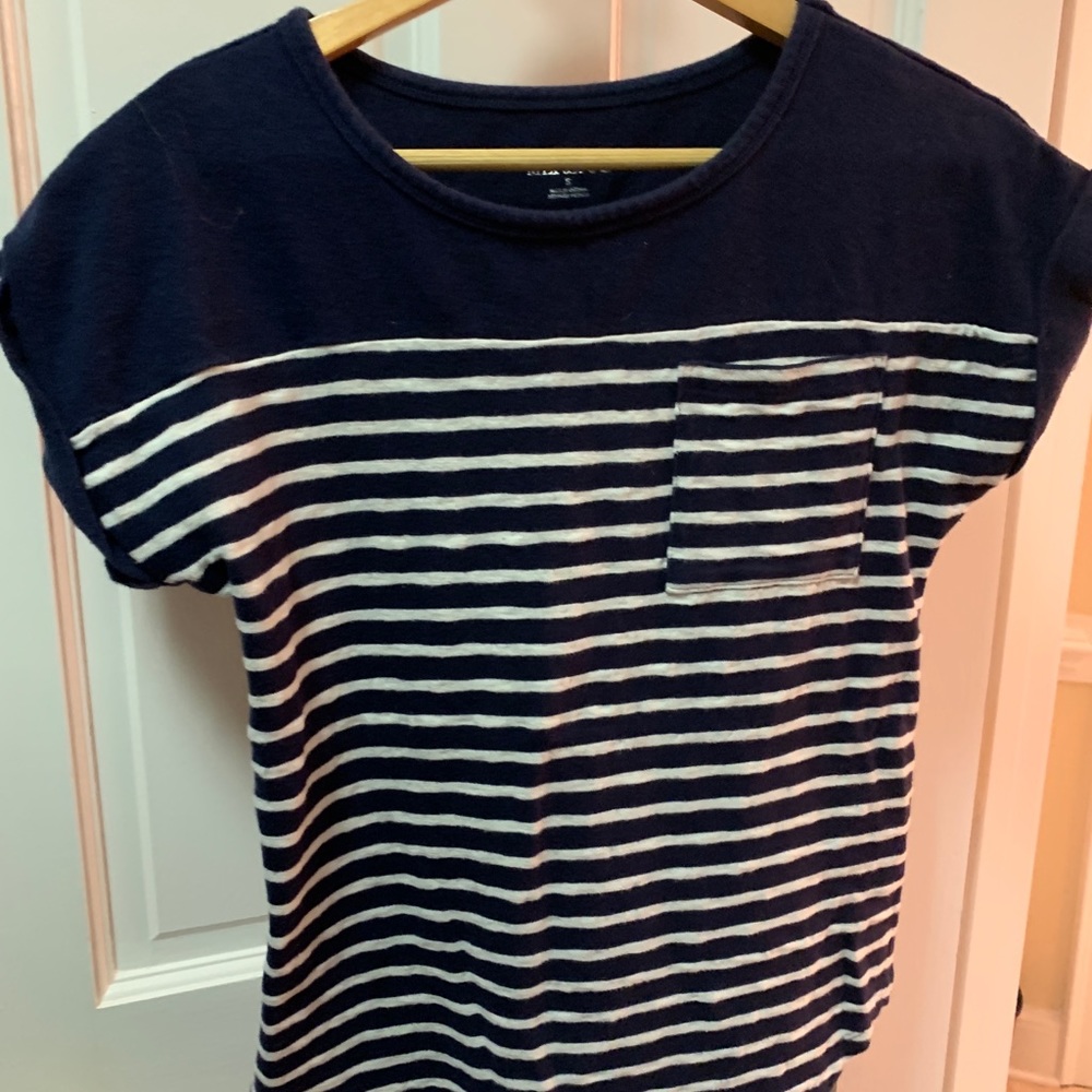 Navy blue top